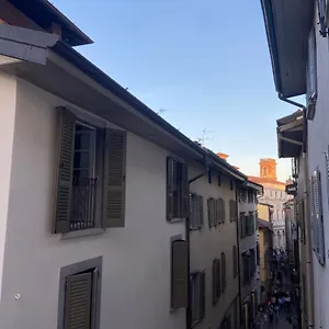 Colleoni 20 , Bergamo Italy