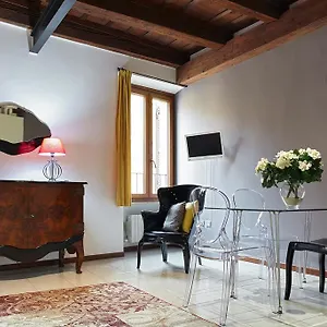 L'ospite , Verona Italy